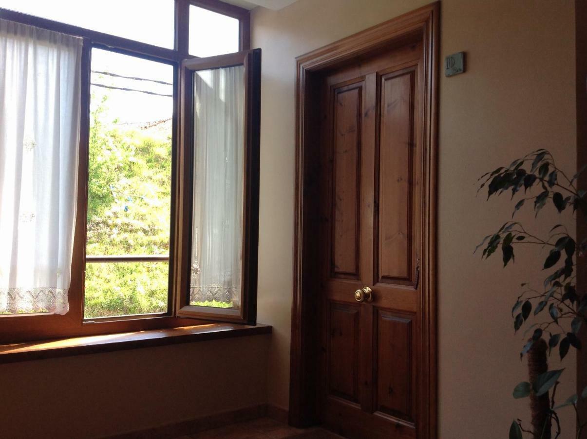 Casa De La Tila Daire Arenas De Cabrales Dış mekan fotoğraf